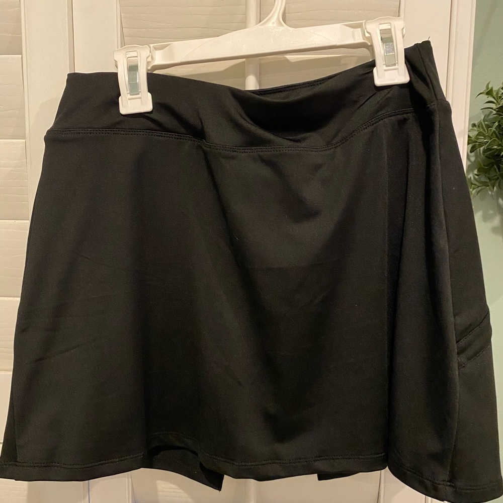 Women’s Tennis Skirt with shorts